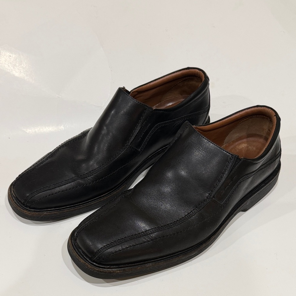 Johnston & Murphy Dual Width Men's Black Leather Slip-On Shoes Size 12 As Is.